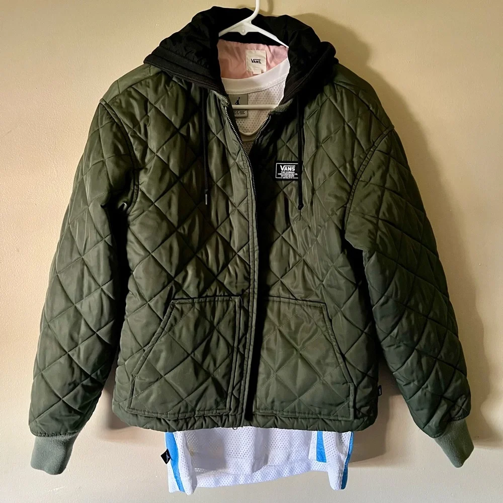 Vans Olive Quilted Jacket - Picture 1 of 8